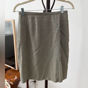 Hillard & Hanson Black and White Pencil Skirt